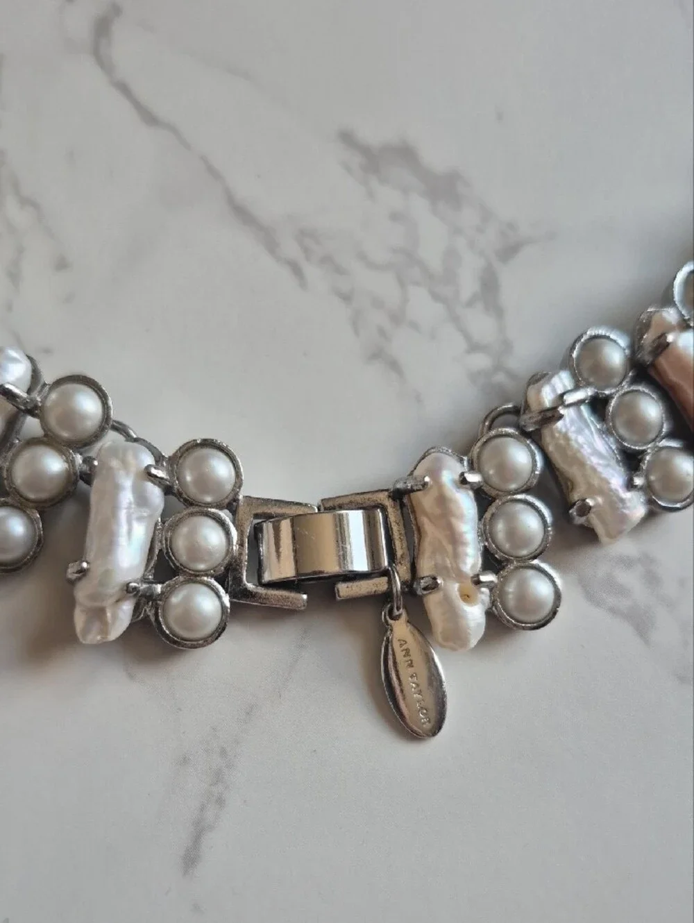 Vintage Ann Taylor White Pearl and Silver-Accent Bar Necklace - Women Jewelry
